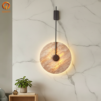 Lampe murale rustique en travertin jaune, style vintage, base artisanale minimaliste pour éclairage de projecteur domestique ou hôtelier