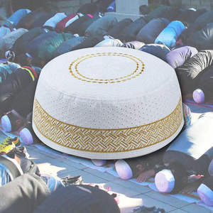 Gorro de Oración Musulmán para Hombre, Tejido, Tipo Kufi/Tofi/Taqiyah, Color Blanco, Venta al Por Mayor 2023 - Product Image 5