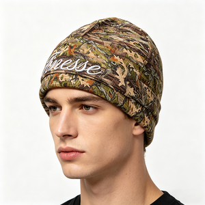 Bonnet en polaire à imprimé camouflage - Chapeau chaud et doux pour l'automne/hiver avec broderie, style décontracté urbain - Product Image 1