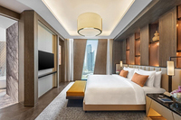 Hochwertige Maßgefertigte Massivholz-Hotelzimmer-Möbelgarnitur Luxuriöser Moderner Stil 10 Jahre Garantie 5-Sterne-Hotel-Projekt China-Fabrik