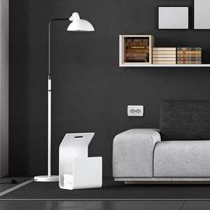 double prise Schuko 2p+t blanche pour montage mural, idéale pour les installations électriques dans les foyers et les bureaux. - Product Image 3