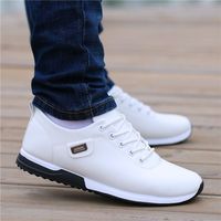Chaussures basses en cuir PU de haute qualité, confortables, antidérapantes, style marche, respirantes, lacets, baskets décontractées pour hommes