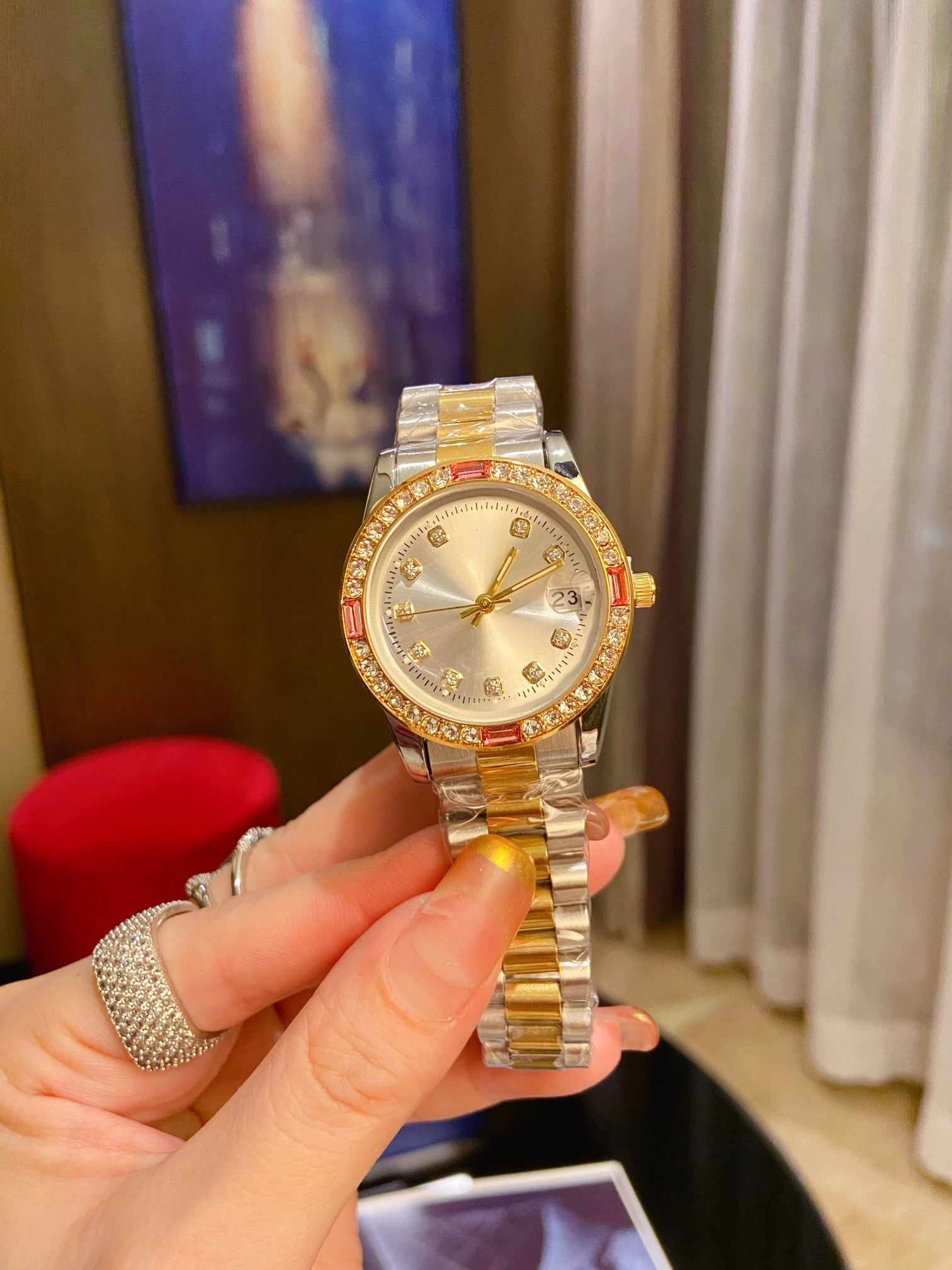 สีเหลือง