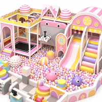 Nouvelle structure de jeu intérieure personnalisée pour enfants 2026 : Château coloré, piscine à balles, toboggan, trampoline et balançoire sur le thème des bonbons