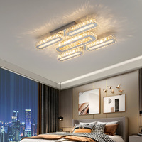 Lampe de plafond intelligente de luxe décorative de conception créative et intelligente, lampe de plafond moderne à LED en cristal pour la maison