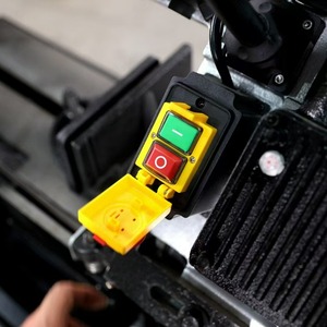 เครื่องเลื่อยสายพานขนาดกะทัดรัด BRV-220F - ตัดมุมได้ 45 องศา ใช้งานง่าย ประสิทธิภาพสูง ประหยัดพลังงาน มอเตอร์ 0.45 กิโลวัตต์ รุ่นใหม่ - Product Image 5