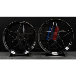 Rueda <span class=keywords><strong>Trasera</strong></span> Forjada GPW 18x5.5 18x8.5 <span class=keywords><strong>para</strong></span> <span class=keywords><strong>Harley</strong></span> <span class=keywords><strong>Davidson</strong></span> Custom Bagger Fat Tire, Bujes de Llanta de Motocicleta de Aluminio CNC 6061-T6 - Product Image 1
