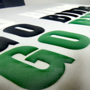 Nhanh chóng vận chuyển 3D sắt trên Thư Các Bản vá lỗi đàn Puff truyền nhiệt Vinyl in ấn thiết kế phông chữ tùy chỉnh Puff in áo t Áo sơ mi - Product Image 1