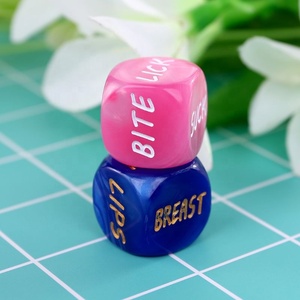 Populaire en gros 2 pièces côté sexe drôle amour jeu <span class=keywords><strong>de</strong></span> dés jouets pornographique adulte <span class=keywords><strong>Couple</strong></span> <span class=keywords><strong>enterrement</strong></span> <span class=keywords><strong>de</strong></span> <span class=keywords><strong>vie</strong></span> <span class=keywords><strong>de</strong></span> garçon cadeaux - Product Image 3