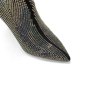 Bottes stiletto au-dessus du genou noires personnalisées avec strass Bout pointu Talons hauts extensibles pour femmes Cuissardes pour l'automne et l'hiver - Product Image 6