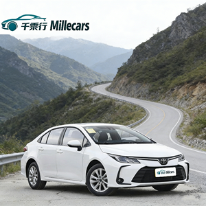 Voiture d'occasion pour <span class=keywords><strong>Carola</strong></span>, bien entretenue, transmission automatique, hybride turbo, conduite à gauche, couleur foncée, faible kilométrage, conduite longue distance - Product Image 1