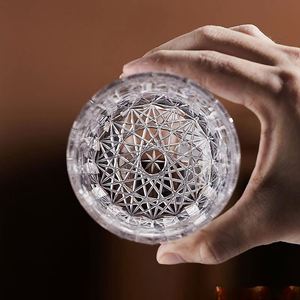 Vaso de Whisky de Cristal K9 Astral Tallado de 250 ml - Product Image 4