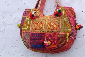 Sac Banjara de style Jaipuri, sac hobo vintage, sac ethnique brodé à la main, fermeture éclair, deux sangles, léger, imperméable, grande capacité - Product Image 2