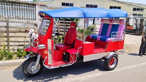 Camion de restauration mobile APE à bas <span class=keywords><strong>prix</strong></span>, chariot à expresso Piaggio Ape, chariot à café <span class=keywords><strong>en</strong></span> stock, livraison rapide, <span class=keywords><strong>prix</strong></span> de gros, meilleur <span class=keywords><strong>prix</strong></span> - Product Image 2