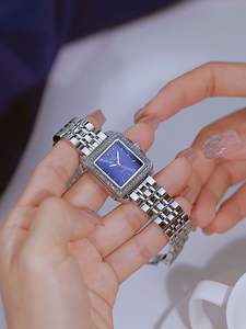 <span class=keywords><strong>นาฬิกา</strong></span>ควอตซ์<span class=keywords><strong>ผู้หญิง</strong></span> BS Luxury สา<span class=keywords><strong>ย</strong></span>สแตนเลสแท้ ตัวเรือนทรงเหลี่<span class=keywords><strong>ย</strong></span>ม กันน้ำ 3ATM <span class=keywords><strong>นาฬิกา</strong></span>แฟชั่นสำหรับสุภาพสตรี - Product Image 2