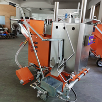 Machine de marquage routier robotisée tout-en-un chauffée pour la peinture des places de stationnement en bordure de route