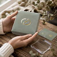 Conjunto de Empaque de Joyería Verde Salvia Personalizado, Caja Magnética de Terciopelo, Exhibidor Acrílico, Bolsa para Tarjetas NFC, para Marca de Productos Orgánicos y Naturales