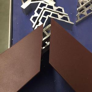 쉬운 도구 변경 알루미늄 창 코너 압착 기계 알루미늄 문 제조 기계 - Product Image 2