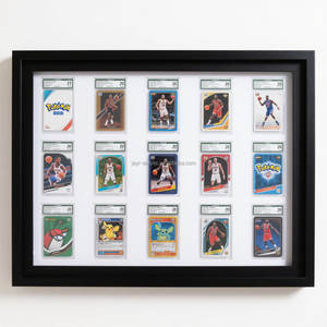 Cadre d'affichage mural en acrylique à grille personnalisée pour cartes à collectionner graduées/Pokémon/objets <span class=keywords><strong>de</strong></span> <span class=keywords><strong>collection</strong></span> sportifs avec protection UV - Product Image 4