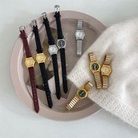 Jam Tangan Minimalis Tali Kulit Bercahaya Dial Kecil untuk Anak Perempuan Wanita Jam Tangan Wanita Sederhana Modis Trendi Diskon Besar