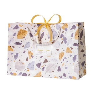 Borsa Regalo <span class=keywords><strong>di</strong></span> Lusso Personalizzata con Motivo Terrazzo in Carta Avorio, Elegante Manico con Nastro Dorato, Confezione per Boutique e <span class=keywords><strong>Abbigliamento</strong></span> - Product Image 4