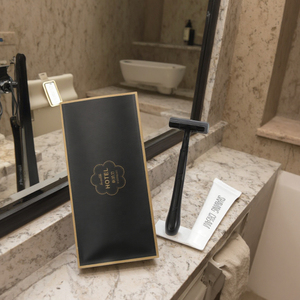 Kit de Amenidades de Hotel de Lujo Personalizado, Set de Artículos de Aseo Desechables para Viaje con Maquinilla de Afeitar y 10g de Crema de Afeitar - Product Image 4