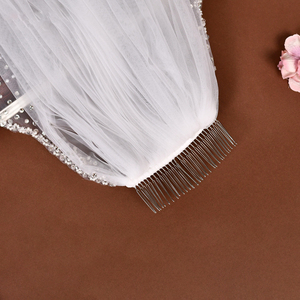 <span class=keywords><strong>Voile</strong></span> <span class=keywords><strong>de</strong></span> <span class=keywords><strong>mariée</strong></span> <span class=keywords><strong>long</strong></span> haut <span class=keywords><strong>de</strong></span> gamme orné <span class=keywords><strong>de</strong></span> <span class=keywords><strong>strass</strong></span> exquis, perles cousues à la main, bords en forme d'arc <span class=keywords><strong>de</strong></span> pétales, voiles <span class=keywords><strong>de</strong></span> <span class=keywords><strong>mariée</strong></span> principaux - Product Image 5