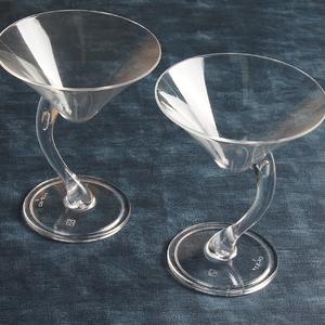 Verre à vin en <span class=keywords><strong>plastique</strong></span> acrylique Bar Club Verre à cocktail en acrylique spécial Coupe à vin rouge - Product Image 2