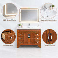 Ensemble de meuble-lavabo de salle de bain moderne autoportant en bois de chêne avec armoire miroir intégrée et vasque en céramique en chêne rouge