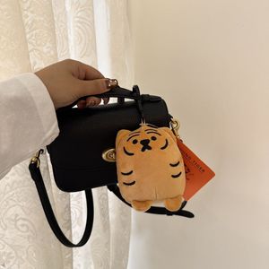 Chinesischer Tiger Plüsch-Schlüsselanhänger im Ins-Stil, beliebte Internet-Puppe, Spielzeug, Taschenanhänger, Geschenk, unverpackt - Product Image 5