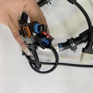 ชุดสายไฟเครื่องยนต์ Senwitt รุ่น 6754-81-9440 สำหรับรถขุด Komatsu PC200-8 และ 220-8 พร้อมฉนวน PVC และขั้วต่ออะแดปเตอร์ - Product Image 1