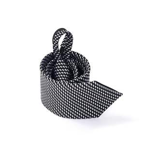 Corbata de Sarga Negra y Blanca Tiyo para Hombre, Sin Nudo, Estilo Minimalista, Accesorio para el Lugar de Trabajo, Antipilling, 100% Poliéster D1908 - Product Image 5