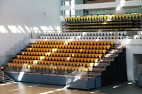 Tribune télescopique mobile pour gymnase intérieur, sièges pliants rétractables, système de tribunes pour spectateurs de stade
