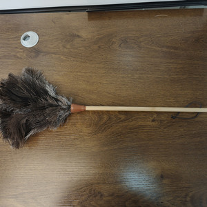 <span class=keywords><strong>Plumeau</strong></span> portatif <span class=keywords><strong>lavable</strong></span> <span class=keywords><strong>plumeau</strong></span> de nettoyage doux manche en bambou <span class=keywords><strong>plumeau</strong></span> d'autruche fabriqué en Chine - Product Image 3