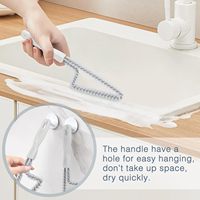 Brosse à raclette en plastique de vente chaude avec nettoyage de rainures à poils durs et nettoyage des coins morts sur les fenêtres de la salle de bain