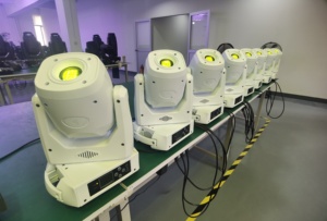 Công suất cao Lyre <span class=keywords><strong>LED</strong></span> tại chỗ 120W di chuyển đầu gobo ánh sáng tại chỗ với DMX512 cho tiệc cưới sân khấu - Product Image 2