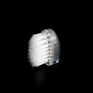 <span class=keywords><strong>Brosse</strong></span> <span class=keywords><strong>à</strong></span> dents <span class=keywords><strong>à</strong></span> lumière rouge 604i avec vibration douce, LED double 620nm, soins bucco-dentaires professionnels pour les problèmes gingivaux, les gencives sensibles, soulagement des ulcères - Product Image 4