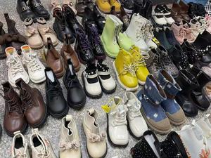 Sepatu bot kulit anak laki-laki dan perempuan, sneaker bot stok sol lembut Harga Murah $2.3 untuk bocah cowok dan cewek grosir - Product Image 3