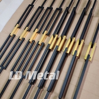 Mattschwarz 1/2 "* 44" Hollow Square Double Narrow Panels mit Golden Link Schmiedeeisen Geländer Baluster Metalls pindeln Großhandel
