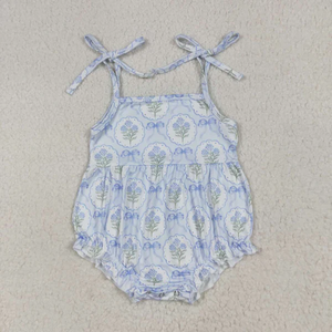 Romper de burbujas azul para bebé niña con mangas largas, bordado floral, lazo y rayas - Product Image 4