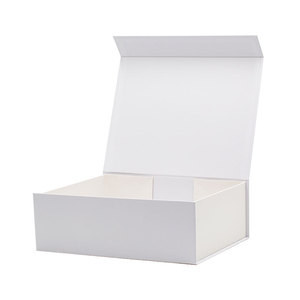 Caja de Regalo Personalizada A4 con Cinta Blanca Profunda, Tapa Abatible y Cierre Magnético para Productos de Venta al por Menor - Product Image 2