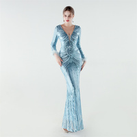 33850 #   Robe de soirée longue à manches longues avec paillettes florales positionnées et plumes d'autruche, nouvelle collection 2026