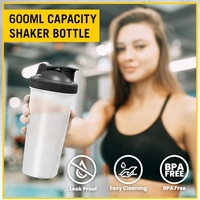 Bouteille d'eau classique en plastique sans BPA de 20 oz, qualité alimentaire PP, pour le sport, avec boule mélangeuse