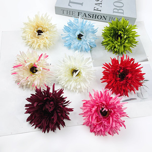 Flor de Crisantemo Artificial de 10 cm, Flor de Seda para Decoración de Bodas, Adorno para el Cabello, Decoración del Hogar - Product Image 1