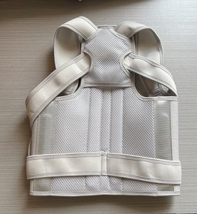 Ceinture de soutien dorsale intelligente et réglable, correcteur de posture pour femmes et hommes - Product Image 5