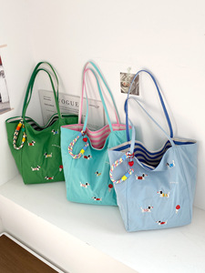 Sac fourre-tout en nylon durable Stitch Dachshund, grande capacité, réversible, pour les voyages <span class=keywords><strong>de</strong></span> week-end, le shopping, les boutiques et les cadeaux - Product Image 4