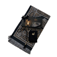 Ensemble Cadeau de Tapis de Prière 5 Articles de Haute Qualité Tapis de Prière Sejadah Janamazi Produits Islamiques Toutes Couleurs