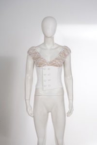 Haut corset blanc en dentelle pour femme, col en V profond, manches courtes bouffantes, bustier avec détails boutonnés, coupe ajustée, chemisier élégant - Product Image 6