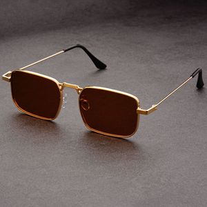 Gafas <span class=keywords><strong>de</strong></span> <span class=keywords><strong>sol</strong></span> cuadradas más vendidas <span class=keywords><strong>para</strong></span> mujeres y hombres UV400 <span class=keywords><strong>lentes</strong></span> inastillables PC gafas <span class=keywords><strong>de</strong></span> <span class=keywords><strong>sol</strong></span> ciclismo pesca viajar - Product Image 6