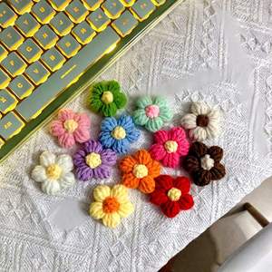 Accesorios de Joyería Hechos a Mano, Hermosas Flores de Ganchillo, Flores Tejidas, Pequeñas Horquillas para el Cabello, Accesorios para Suéteres - Product Image 2